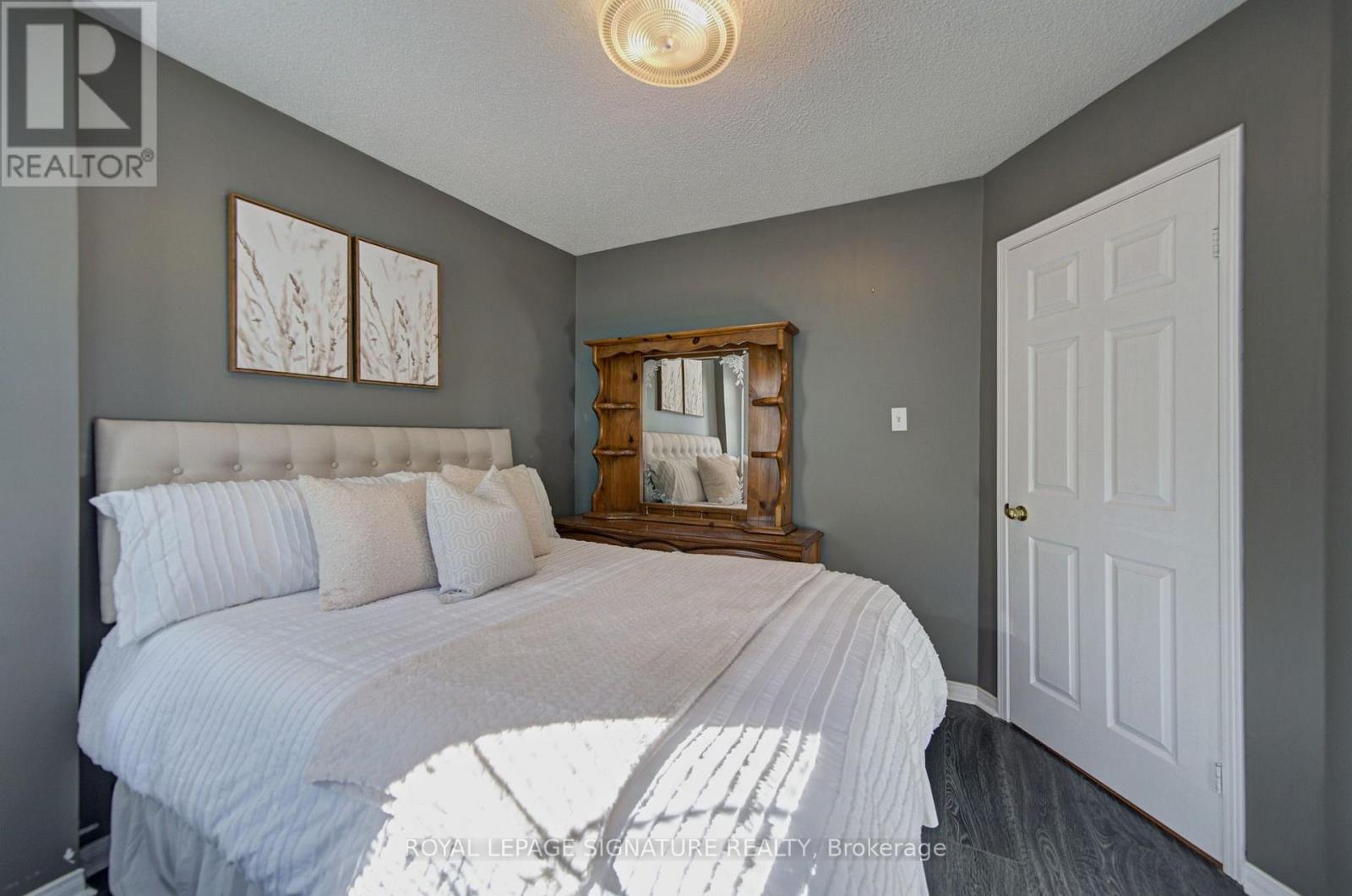 1180 Oriole Crescent Property Photo 30