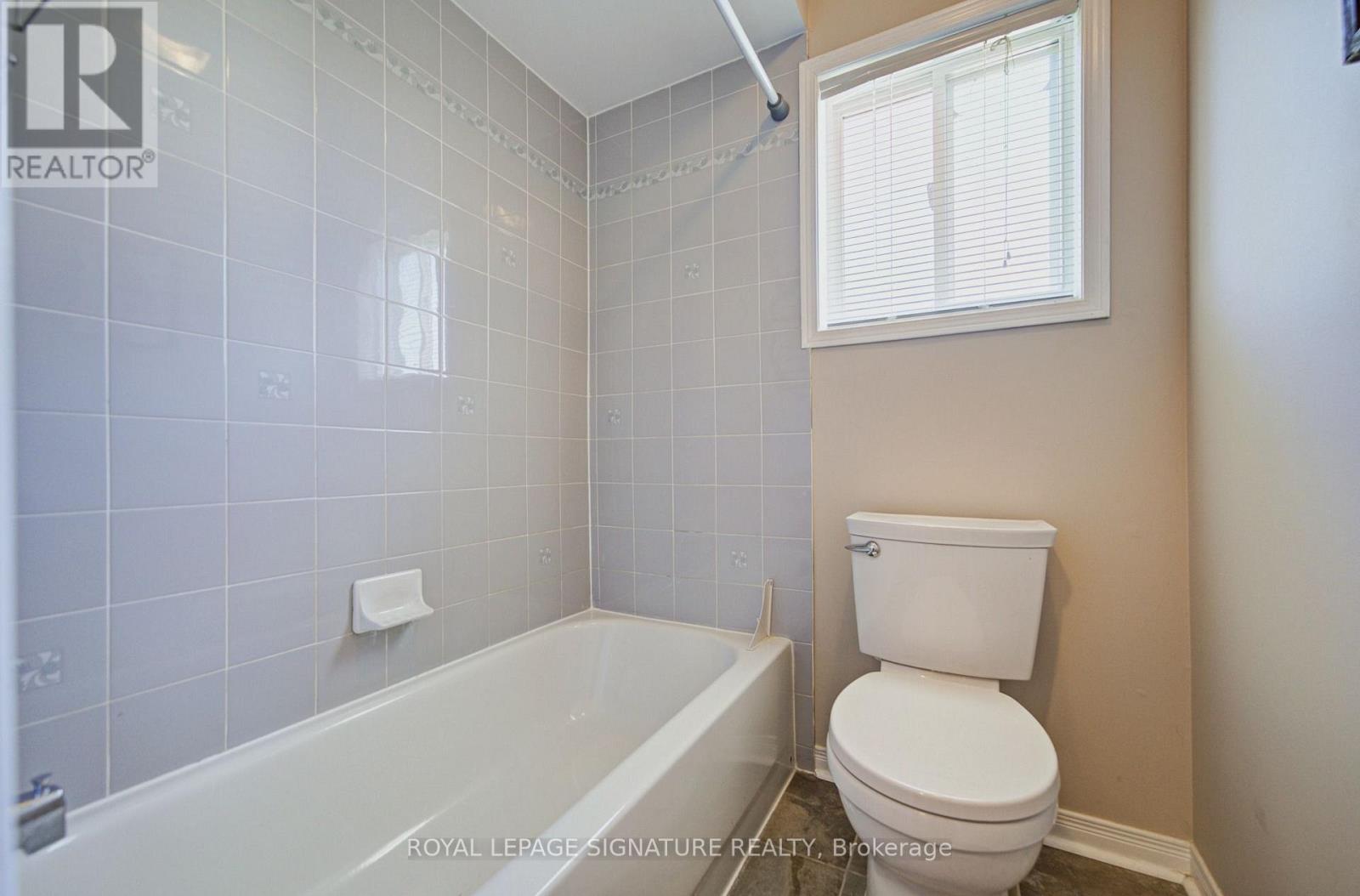 1180 Oriole Crescent Property Photo 36