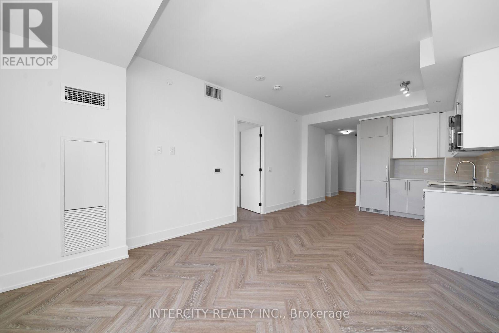 248 - 2075 King Road Property Photo 13