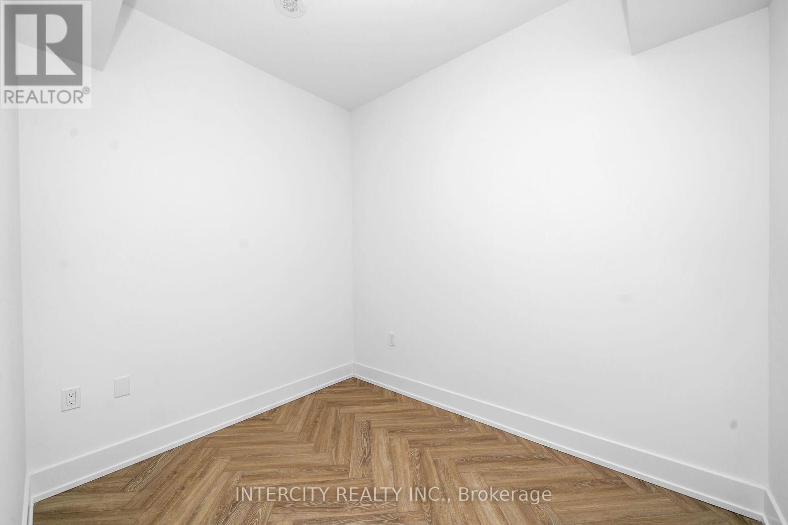 248 - 2075 King Road Property Photo 24