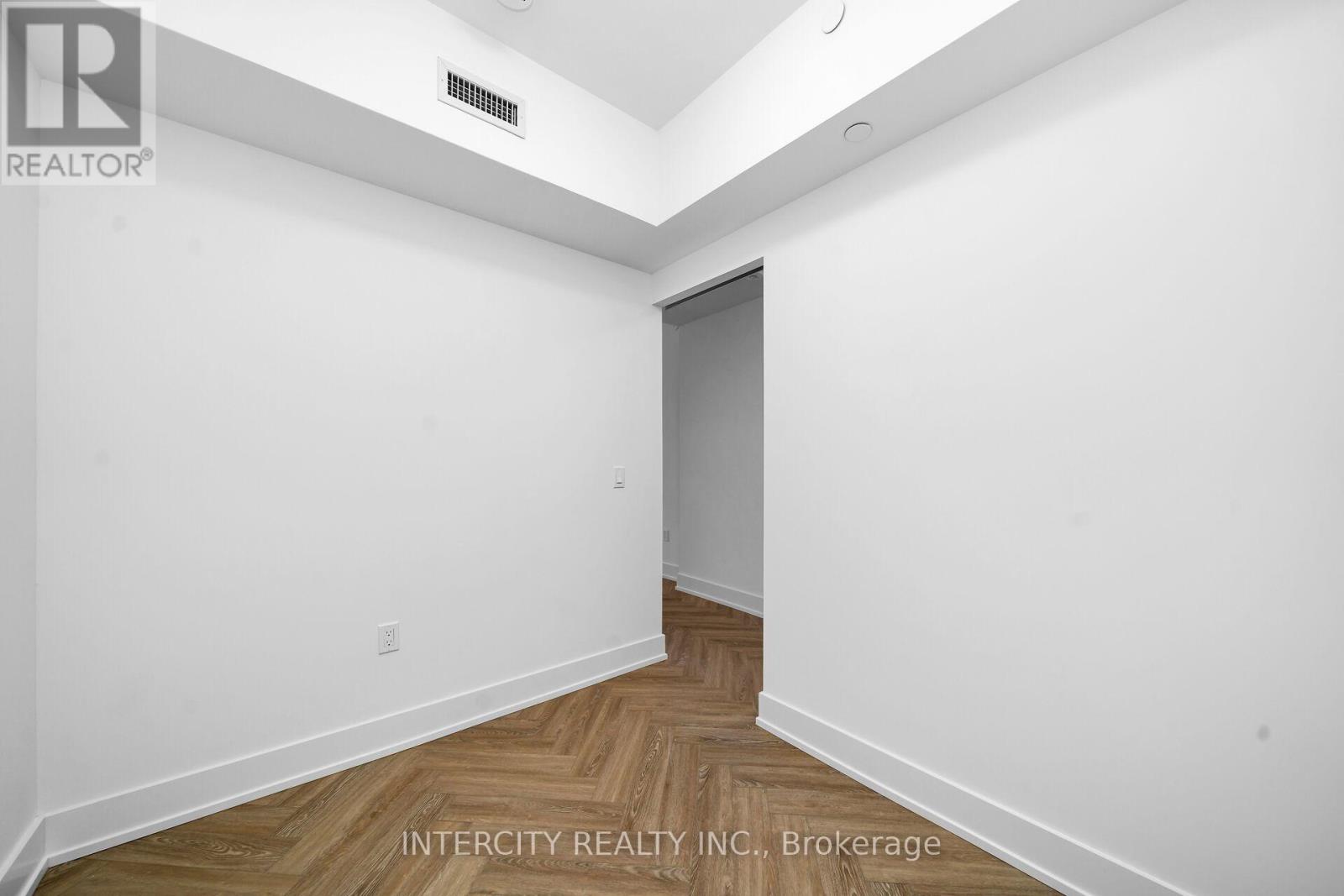 248 - 2075 King Road Property Photo 25