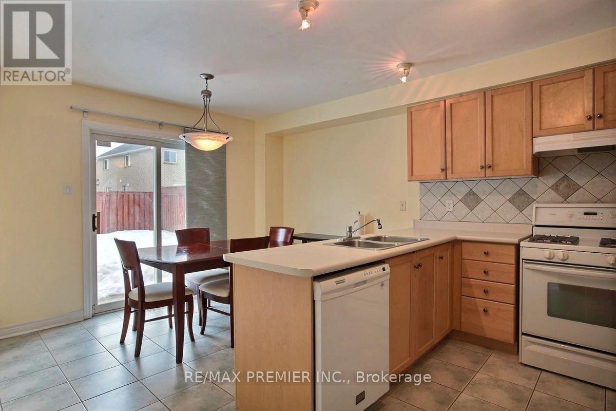 326 John Deisman Boulevard Property Photo 6