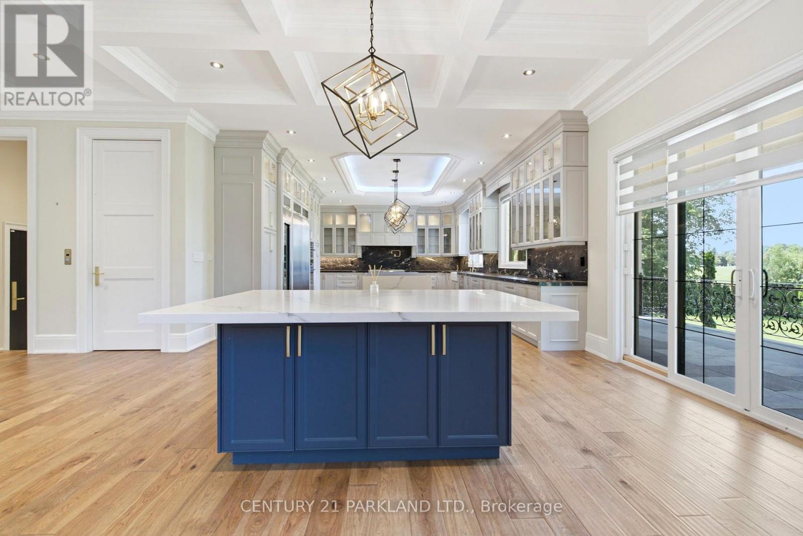 12 Hollywood Crescent Property Photo 12
