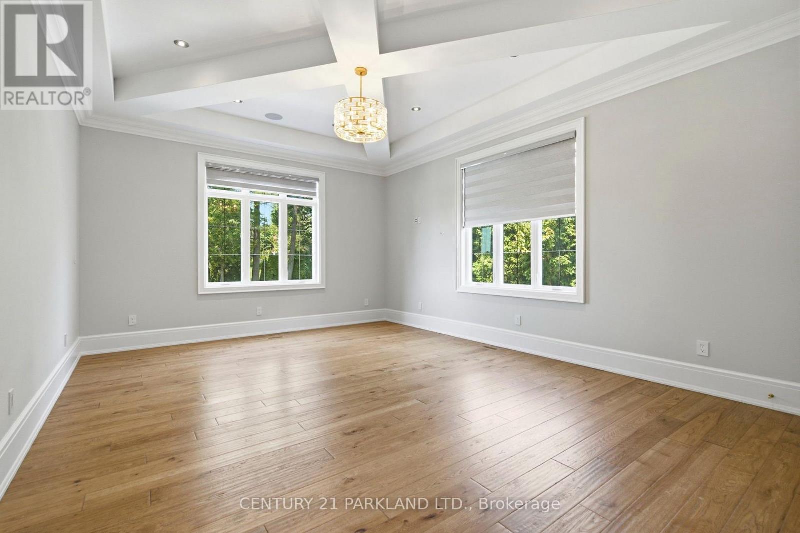 12 Hollywood Crescent Property Photo 21