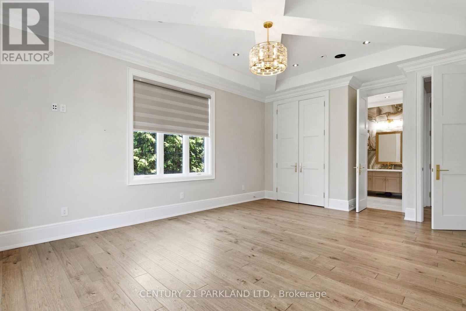 12 Hollywood Crescent Property Photo 25