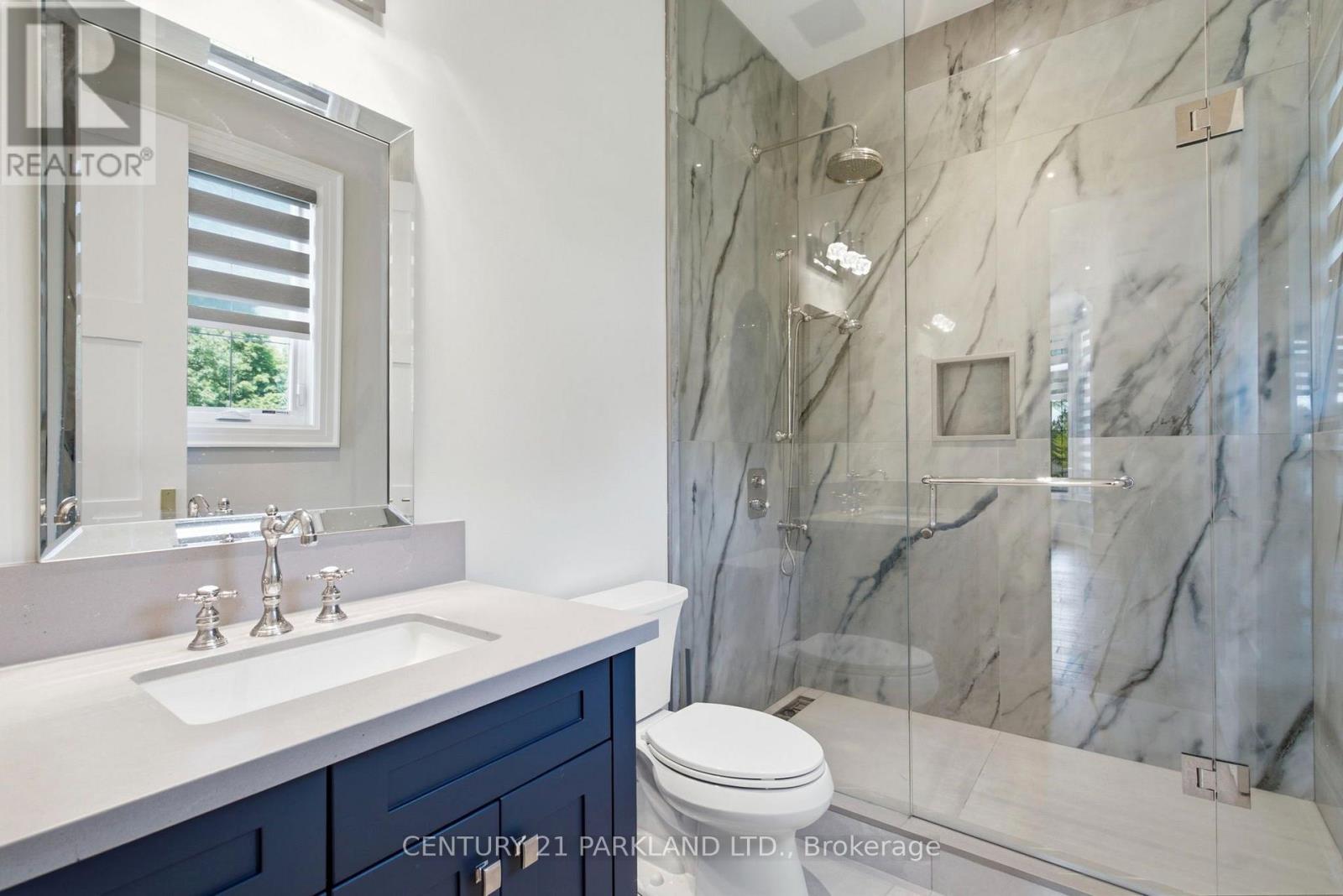 12 Hollywood Crescent Property Photo 29