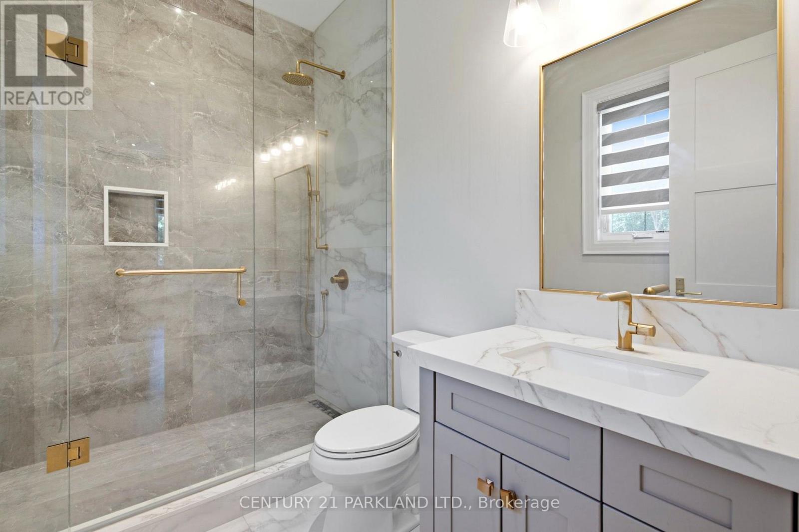 12 Hollywood Crescent Property Photo 30