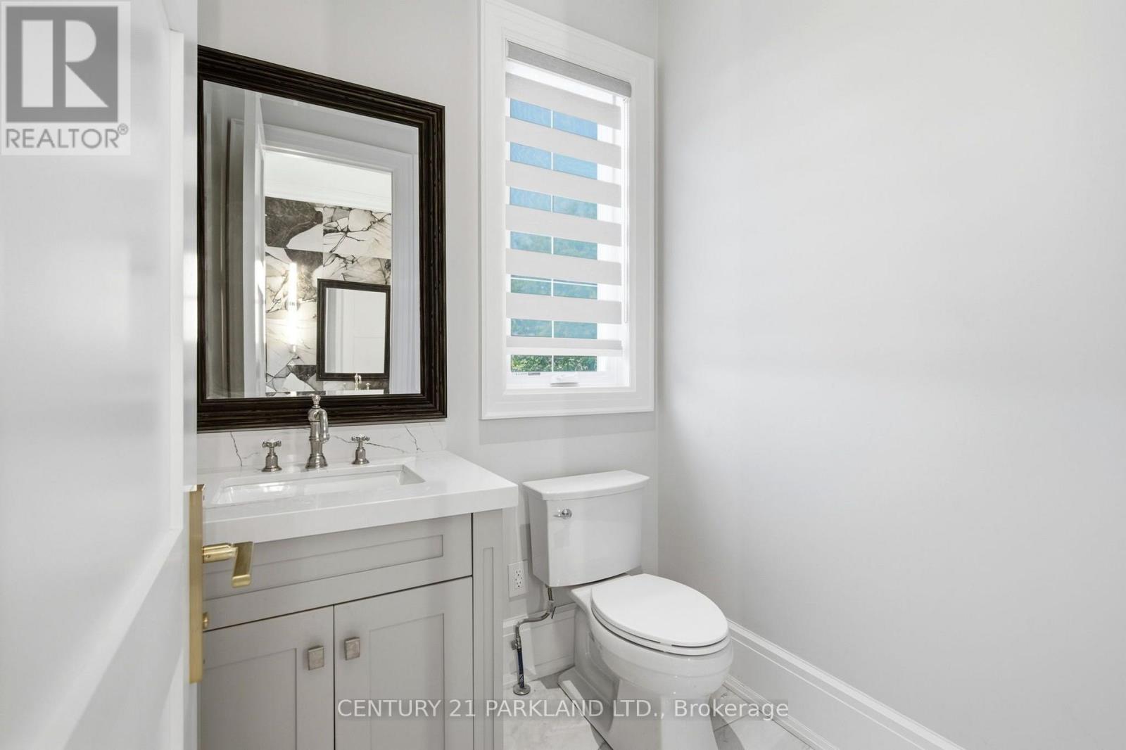 12 Hollywood Crescent Property Photo 42
