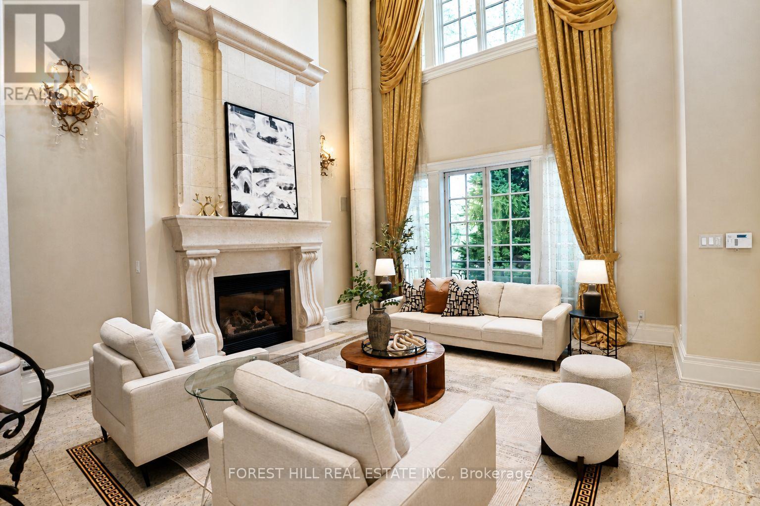 160 Renaissance Court Property Photo 8