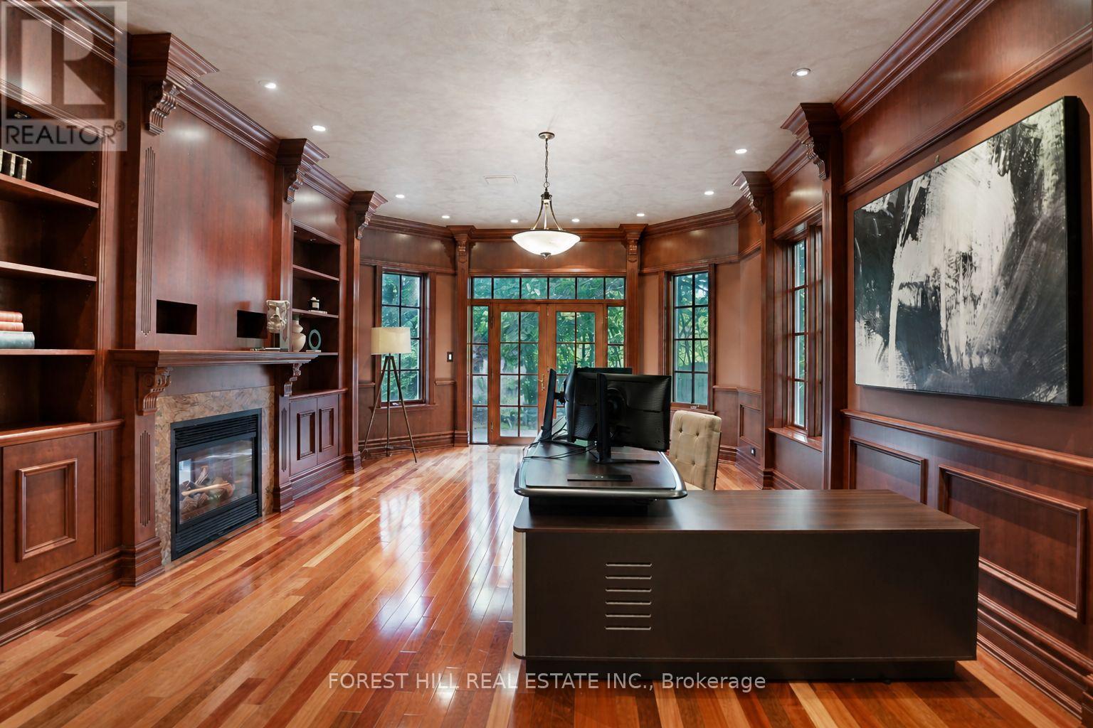 160 Renaissance Court Property Photo 19
