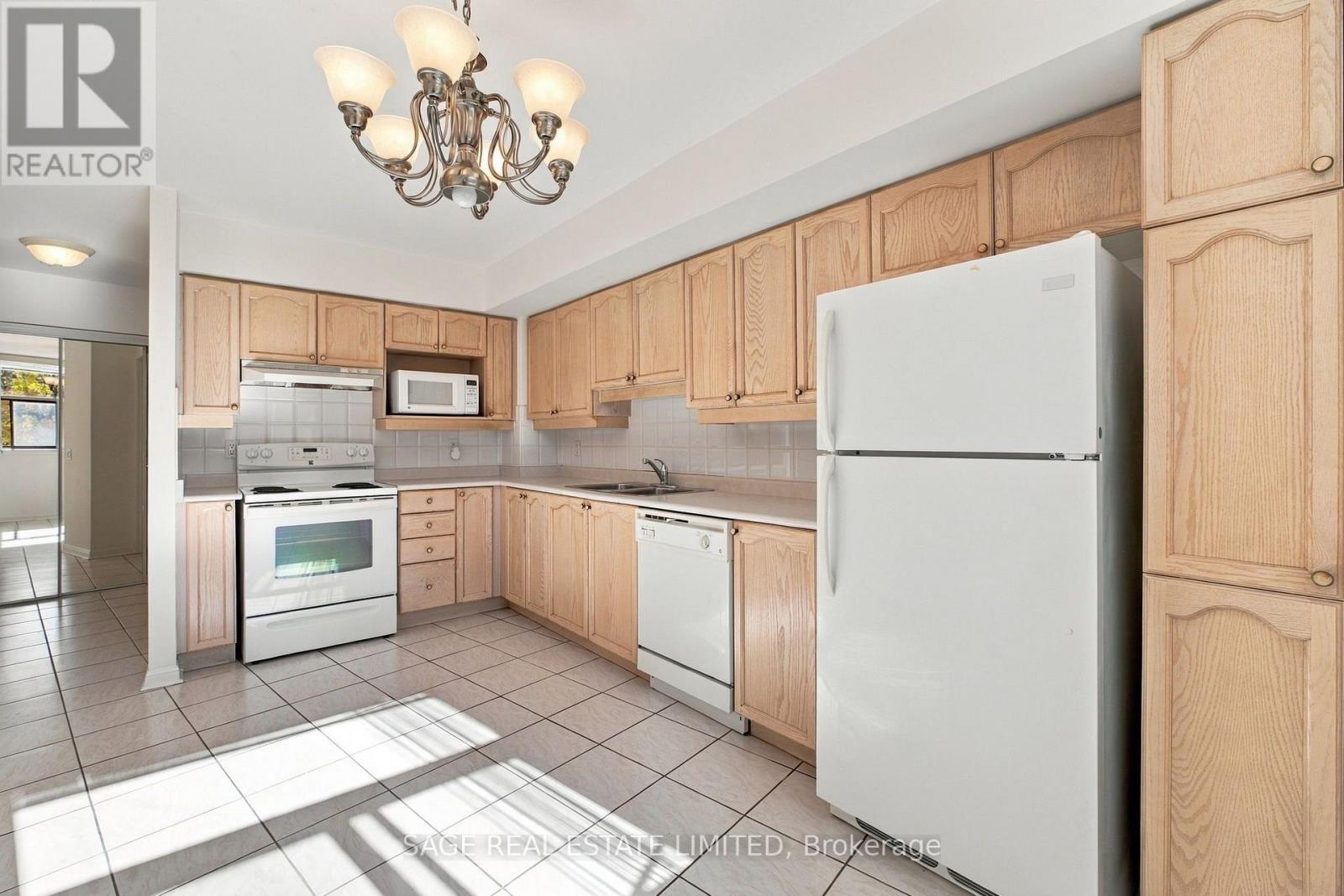 309 - 2502 Rutherford Road Property Photo 11