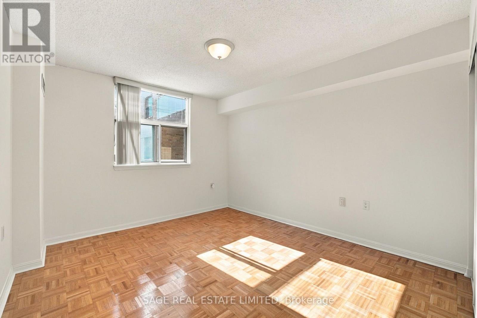 309 - 2502 Rutherford Road Property Photo 18