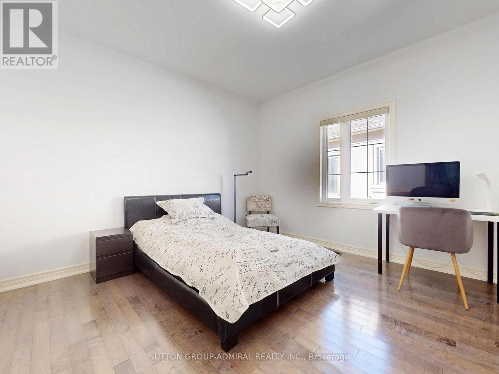 108 Baldry Avenue Property Photo 27