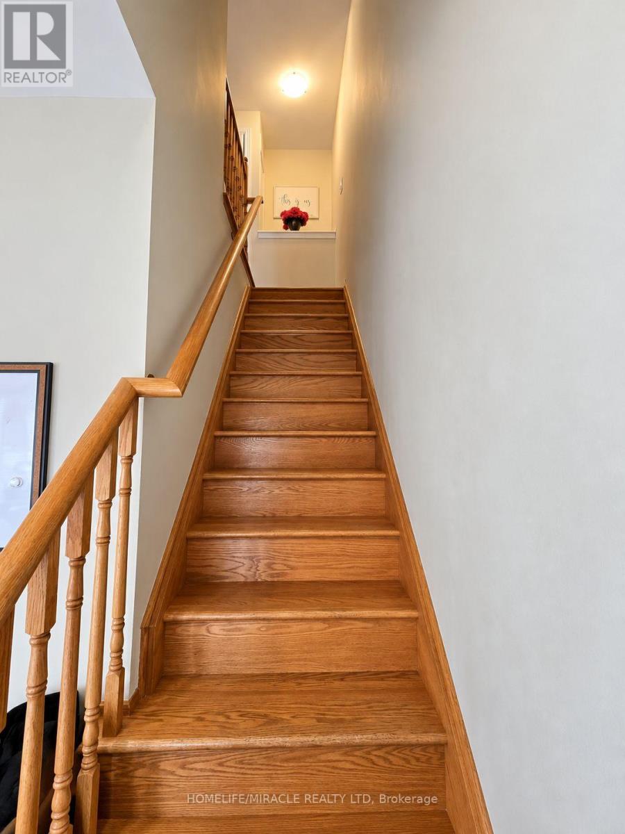 8 - 9601 Jane Street Property Photo 6