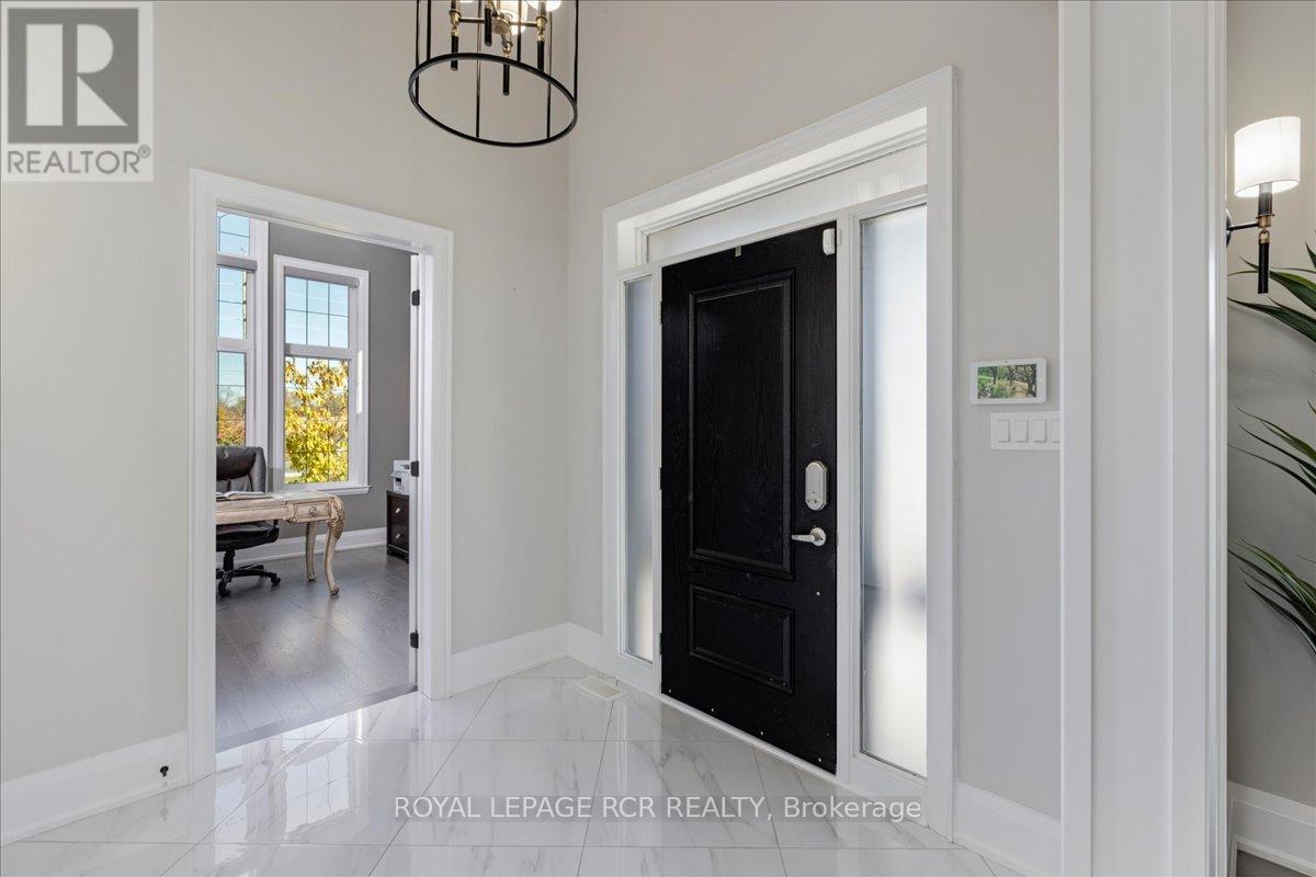 47 Carondale Square Property Photo 5