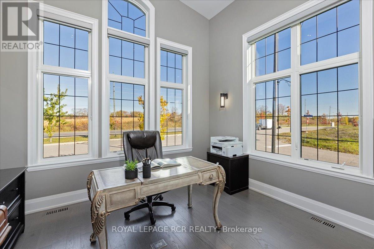 47 Carondale Square Property Photo 6
