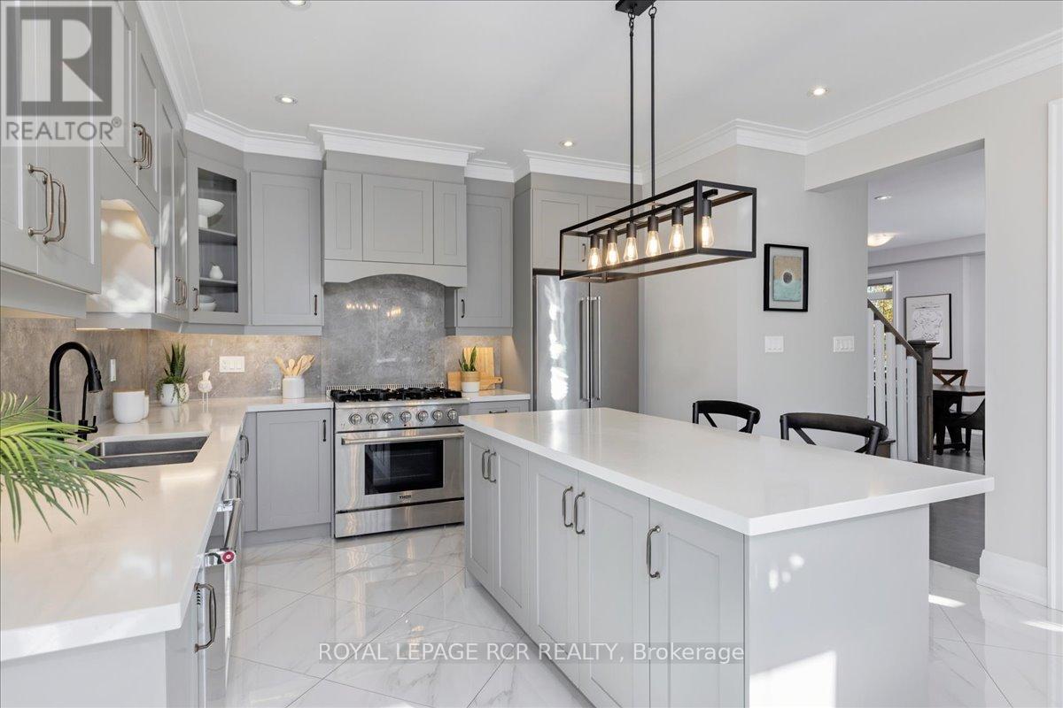 47 Carondale Square Property Photo 12