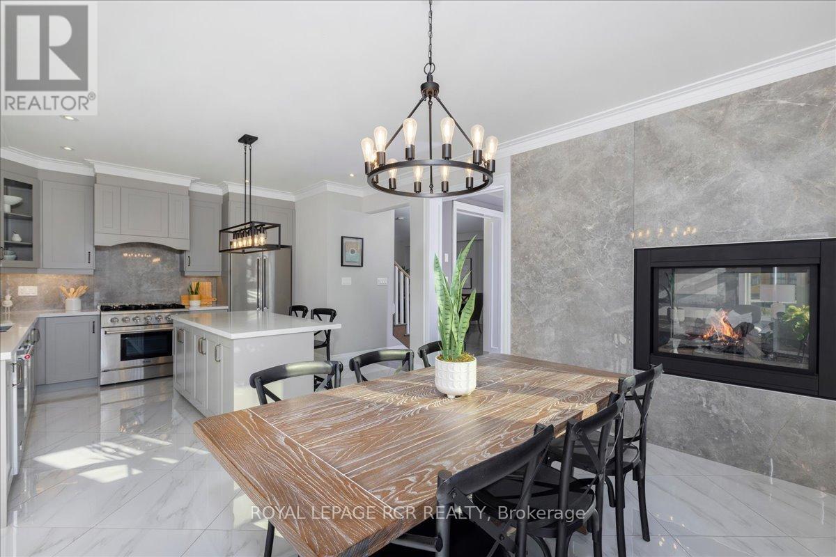 47 Carondale Square Property Photo 15