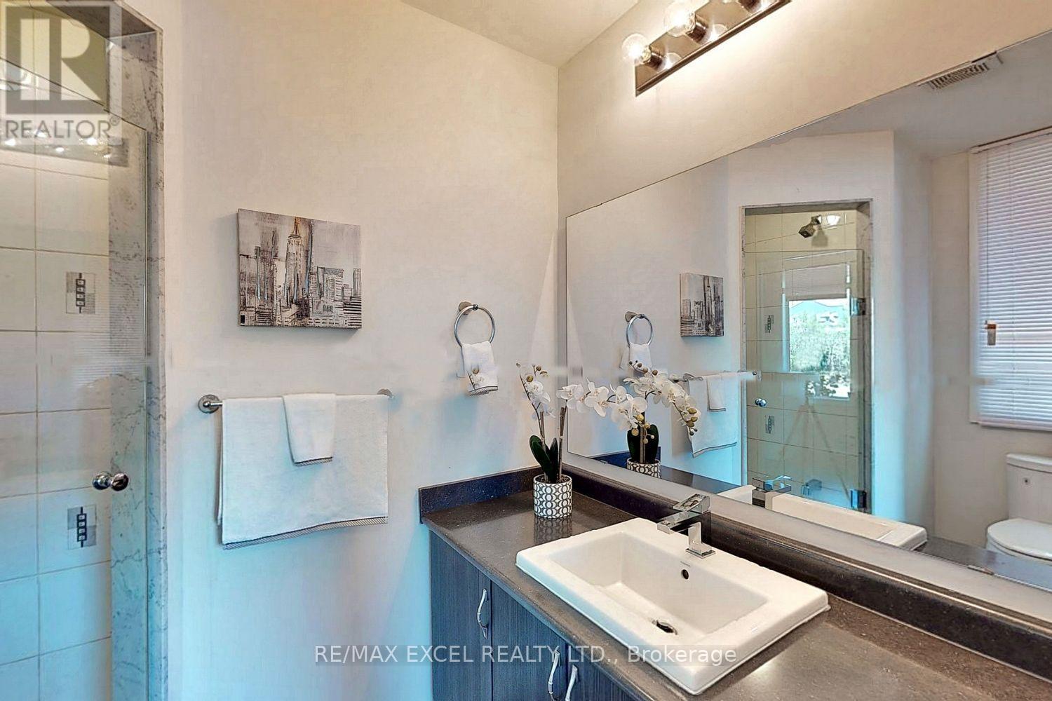 46 Troon Avenue Property Photo 32