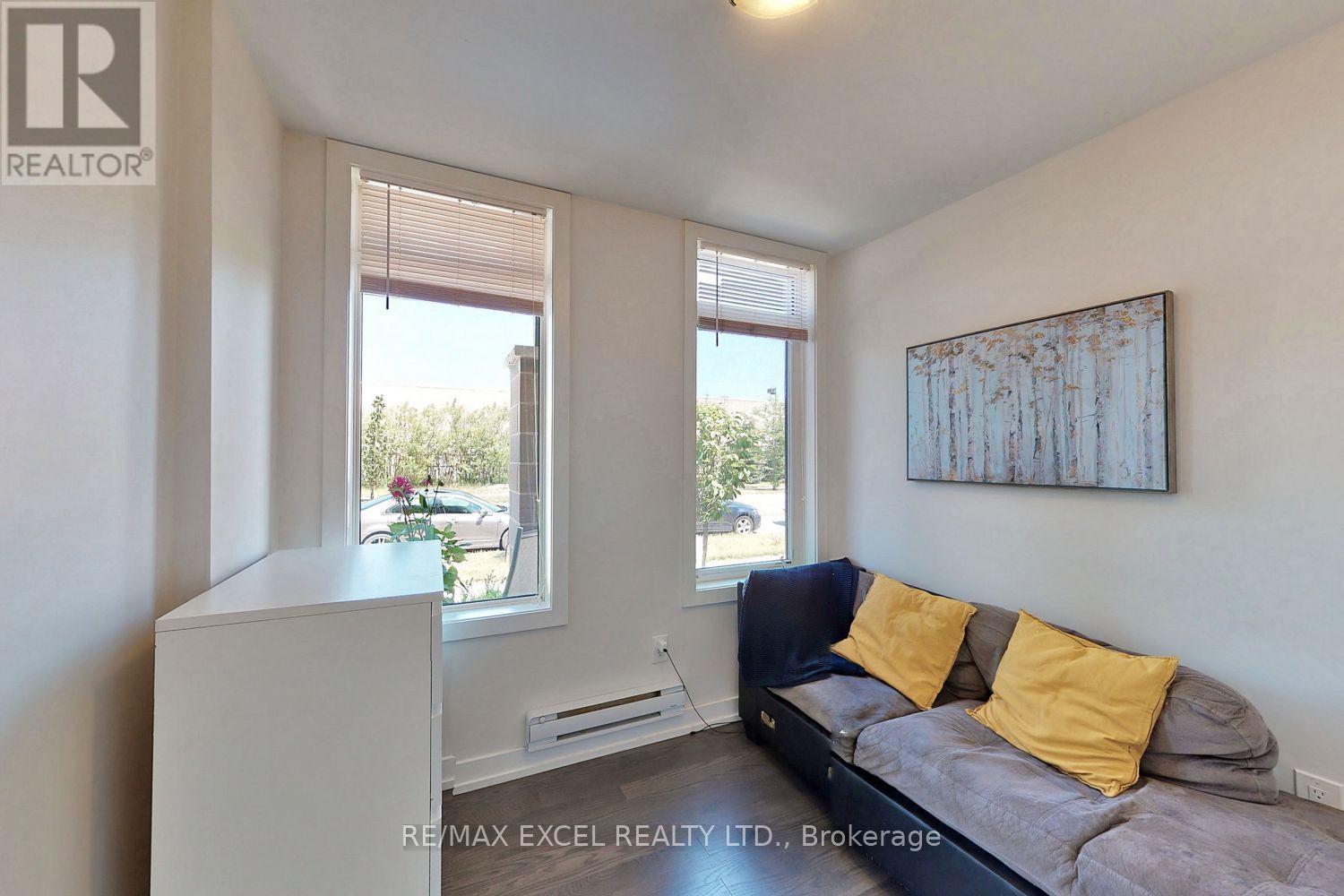 46 Troon Avenue Property Photo 35