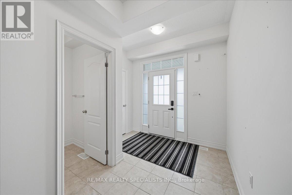 281 Blue Dasher Boulevard Property Photo 3