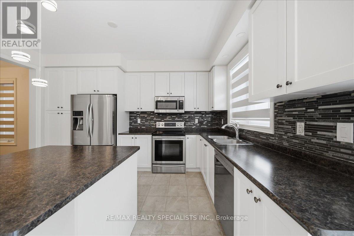 281 Blue Dasher Boulevard Property Photo 19