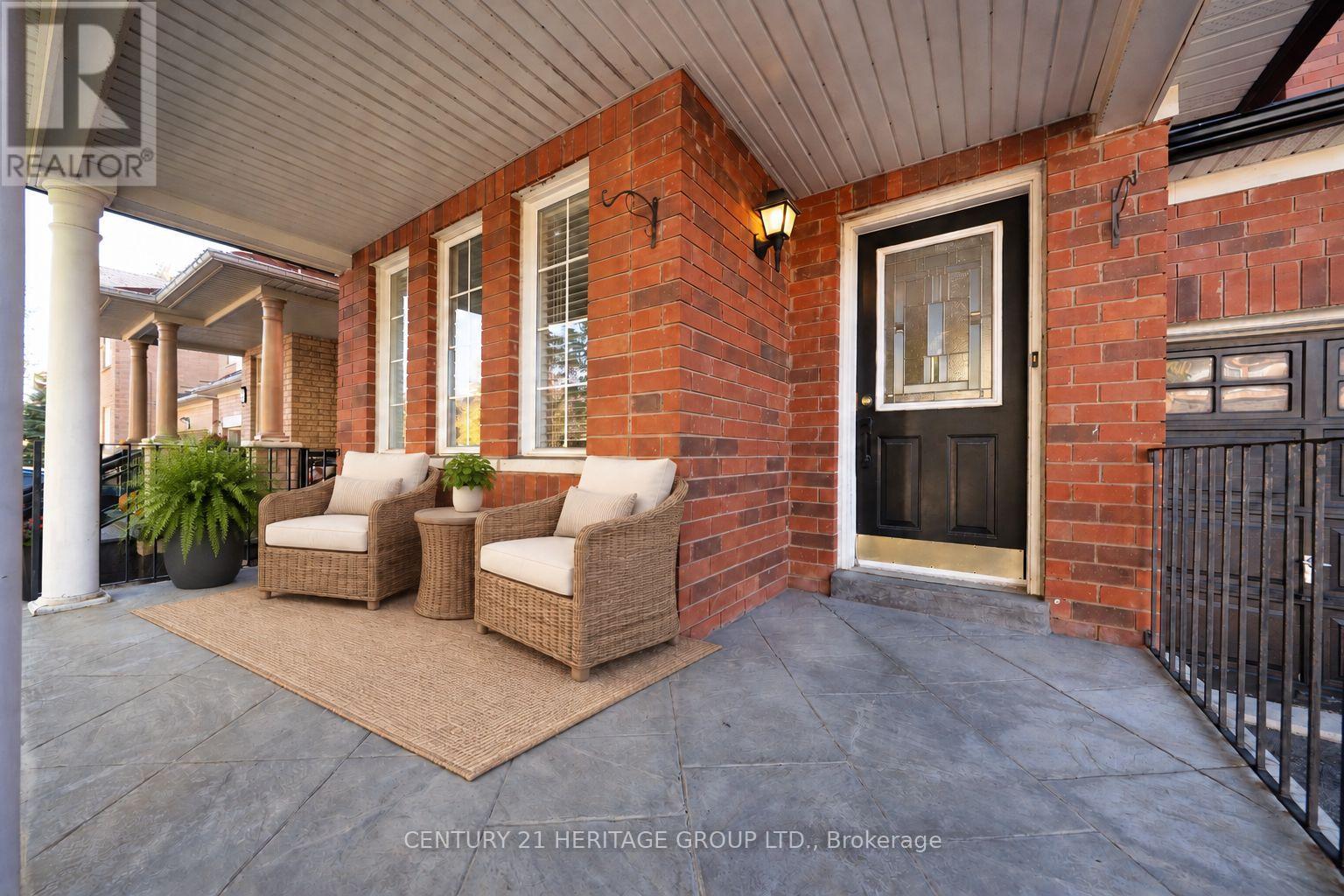 87 Turning Leaf Drive Property Photo 3
