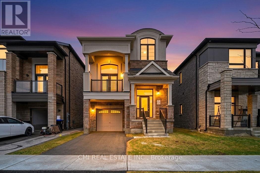 656 NEWLOVE STREET Property Photo 1