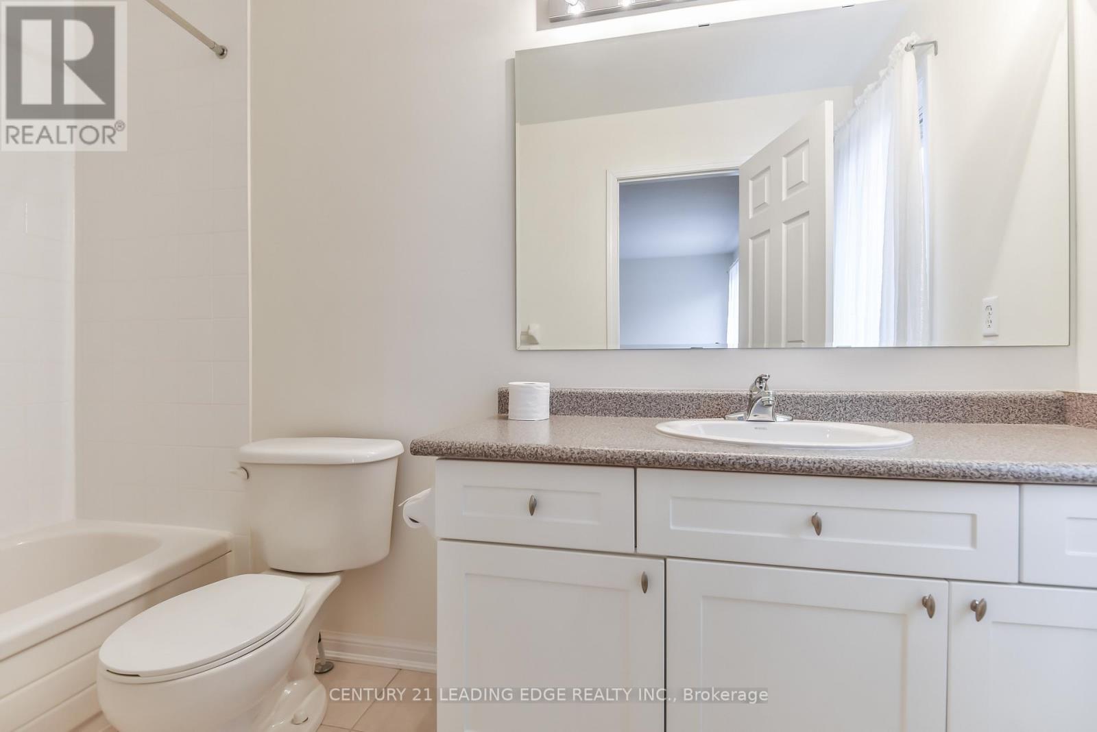 211 Weldon Road Property Photo 12