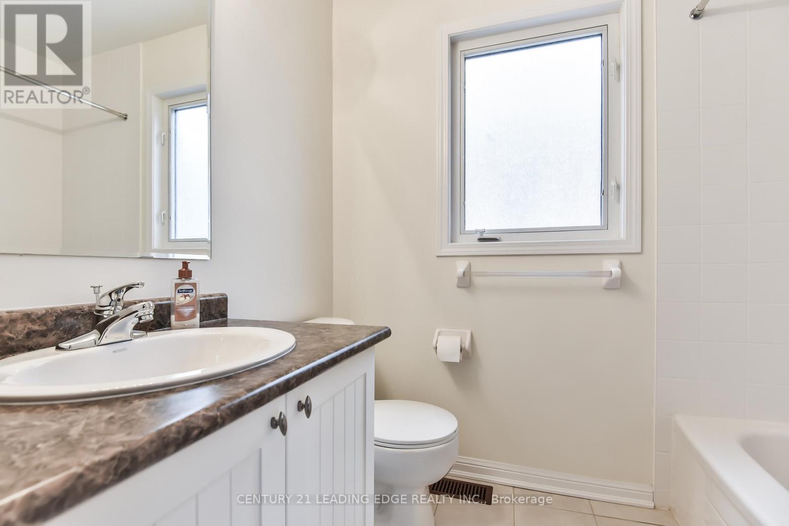 211 Weldon Road Property Photo 15