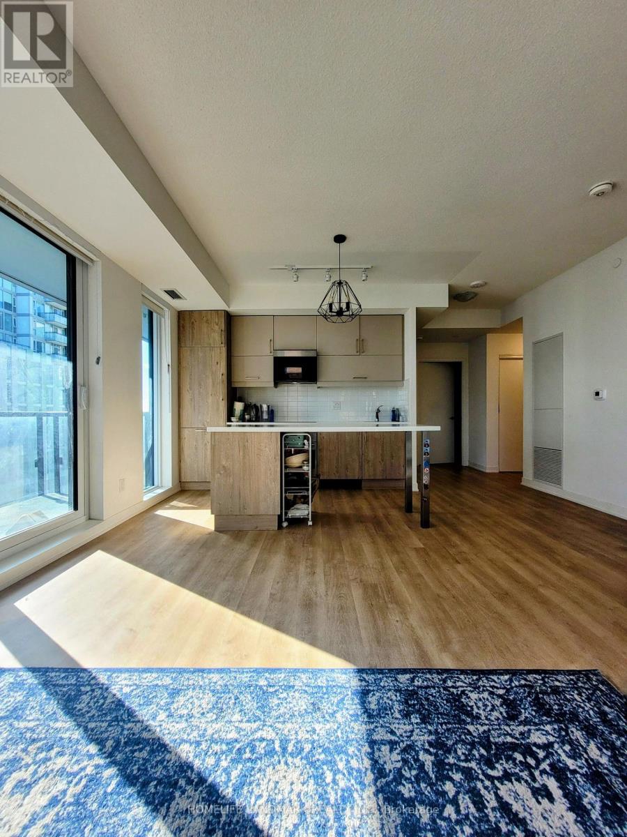 711 - 8119 BIRCHMOUNT ROAD Property Photo 1