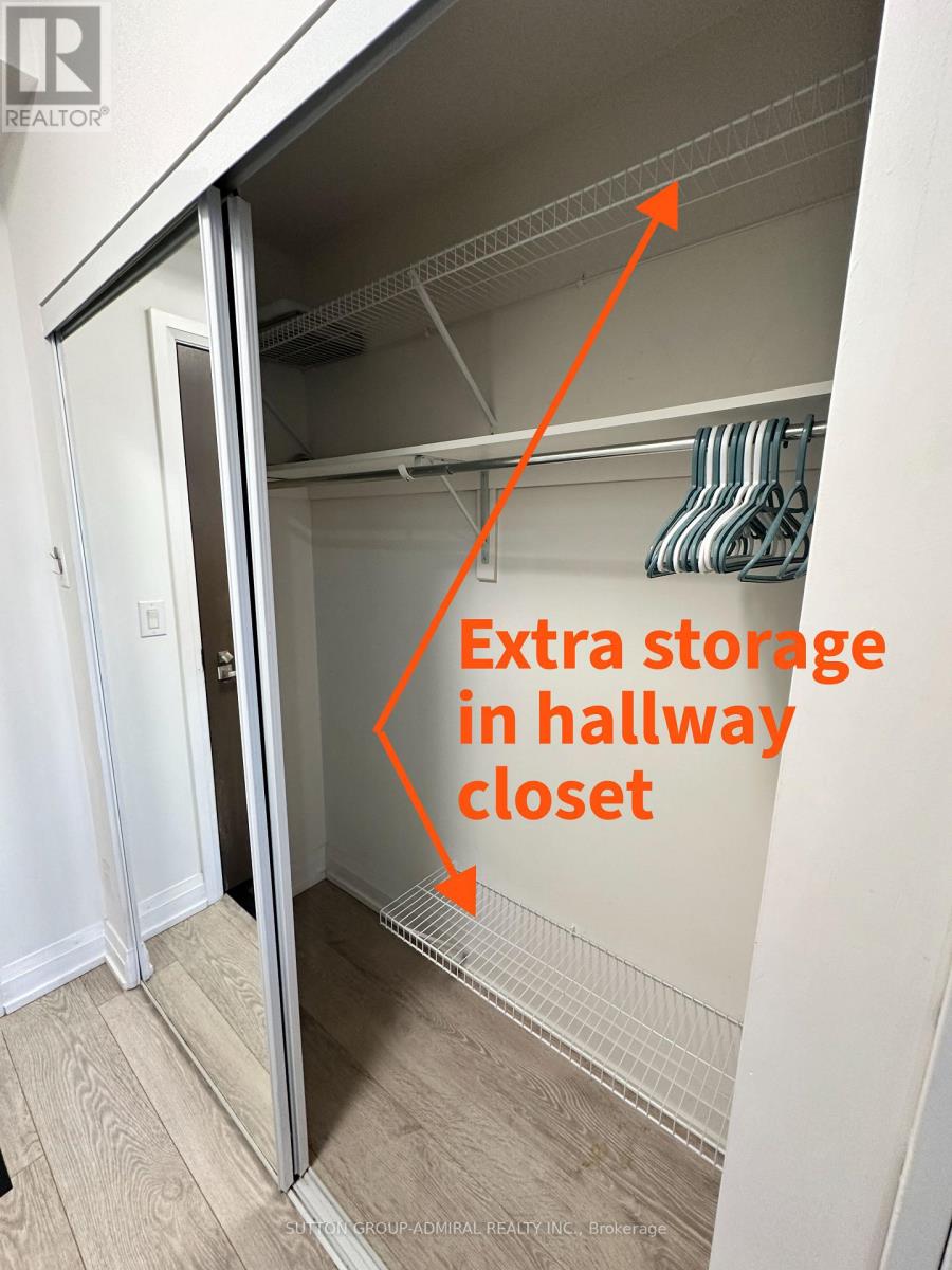 1728 - 7161 Yonge Street Property Photo 5