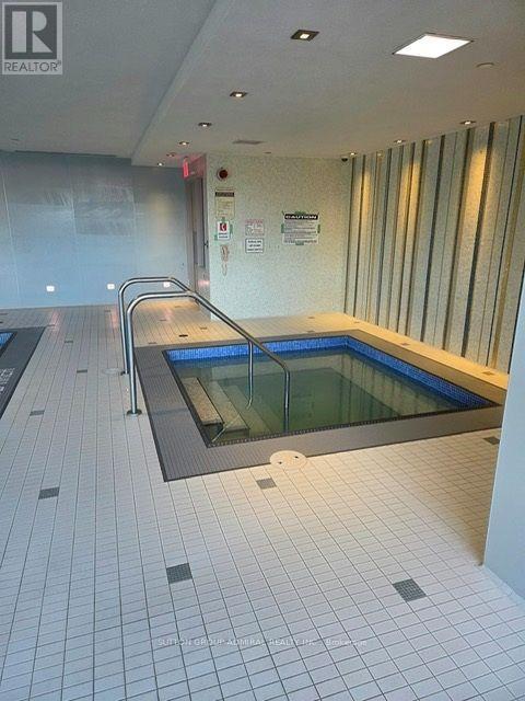1728 - 7161 Yonge Street Property Photo 27