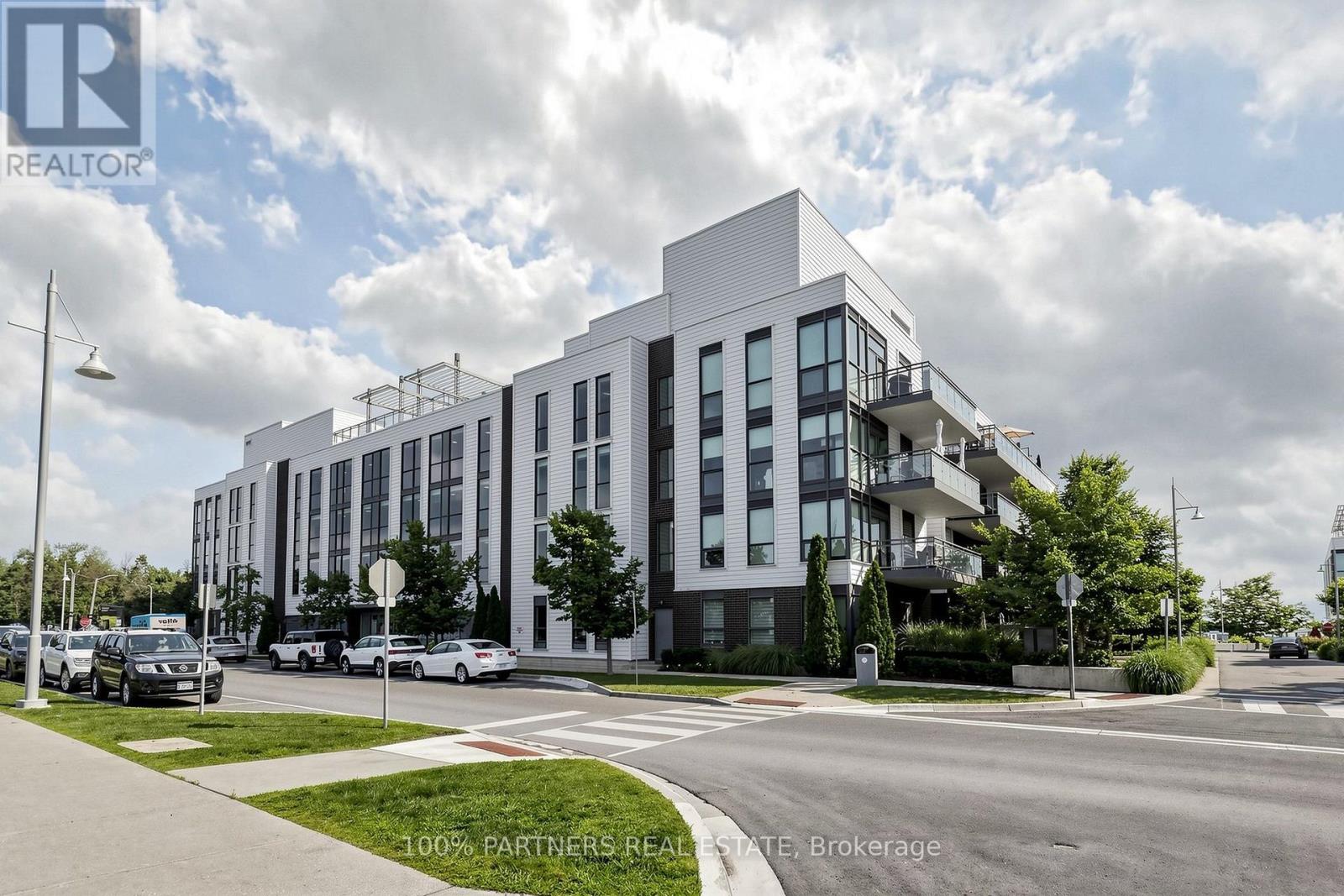 A106 - 241 Sea Ray Avenue Property Photo 2