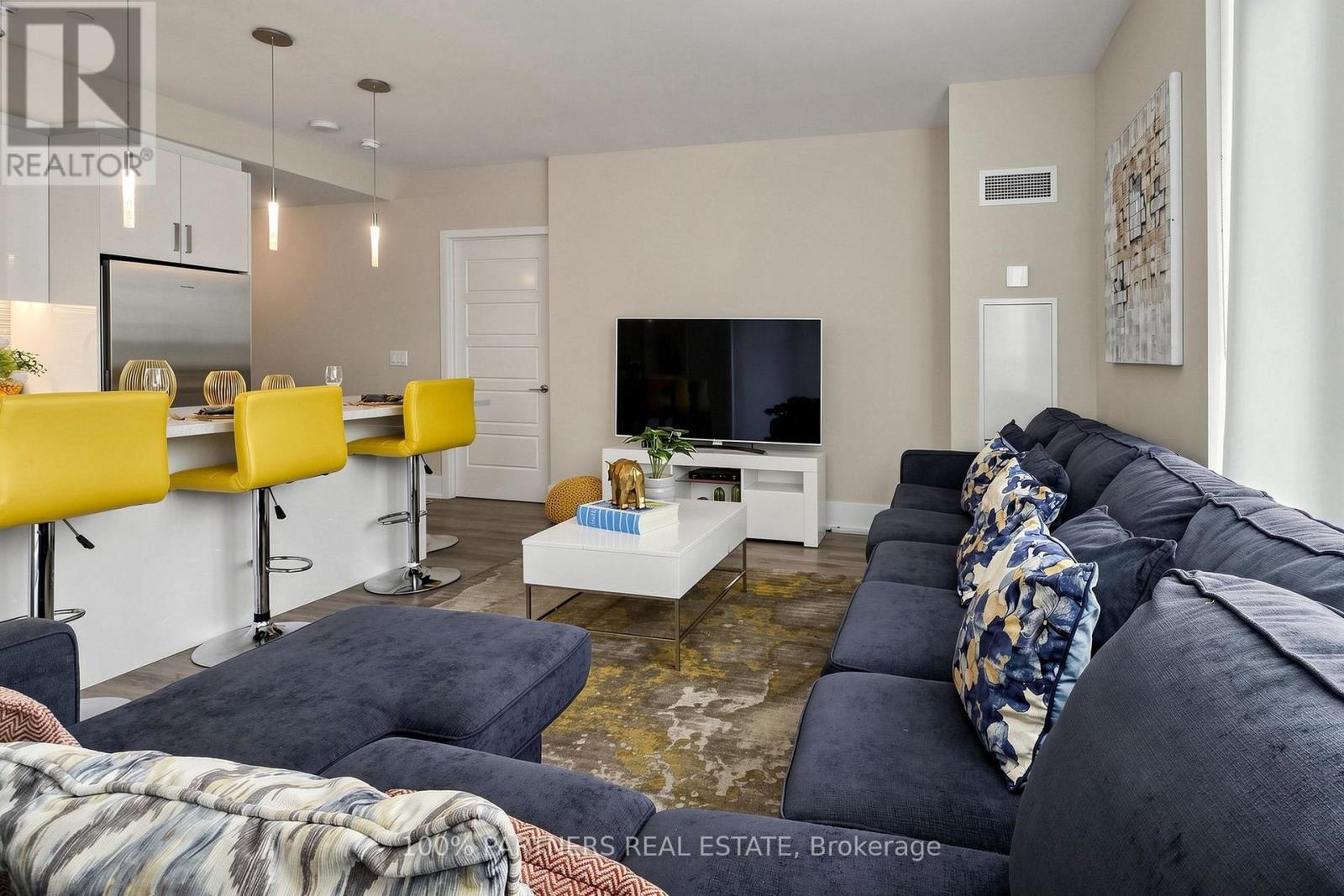 A106 - 241 Sea Ray Avenue Property Photo 7