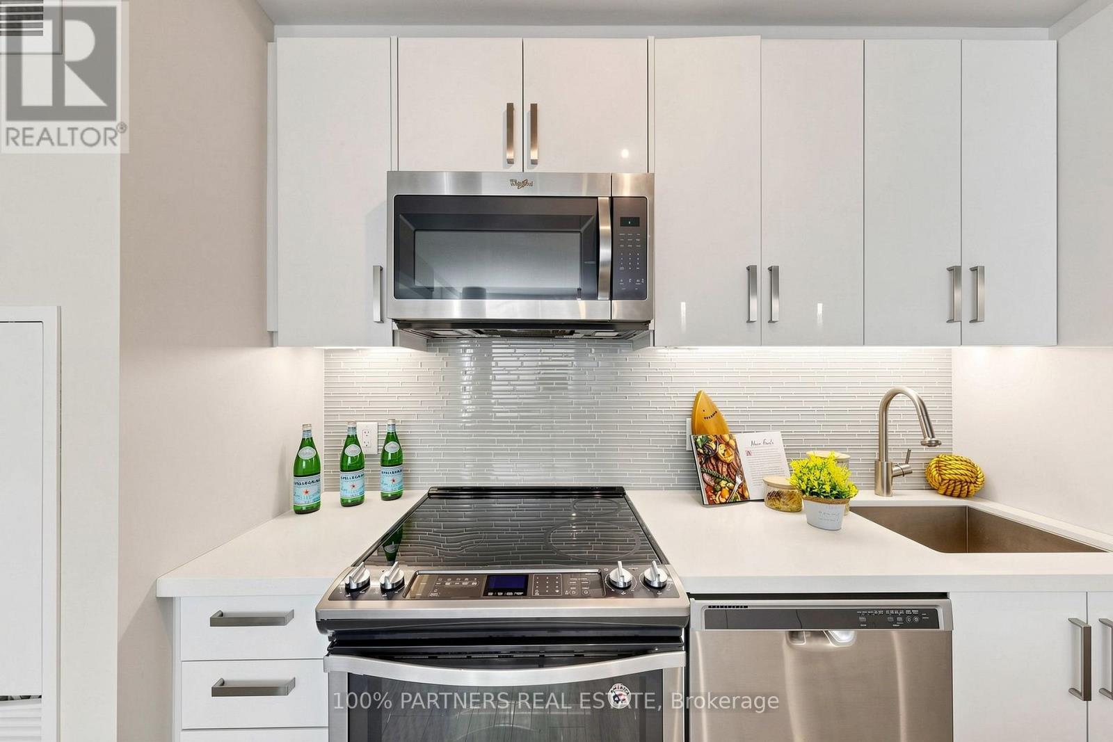 A106 - 241 Sea Ray Avenue Property Photo 10