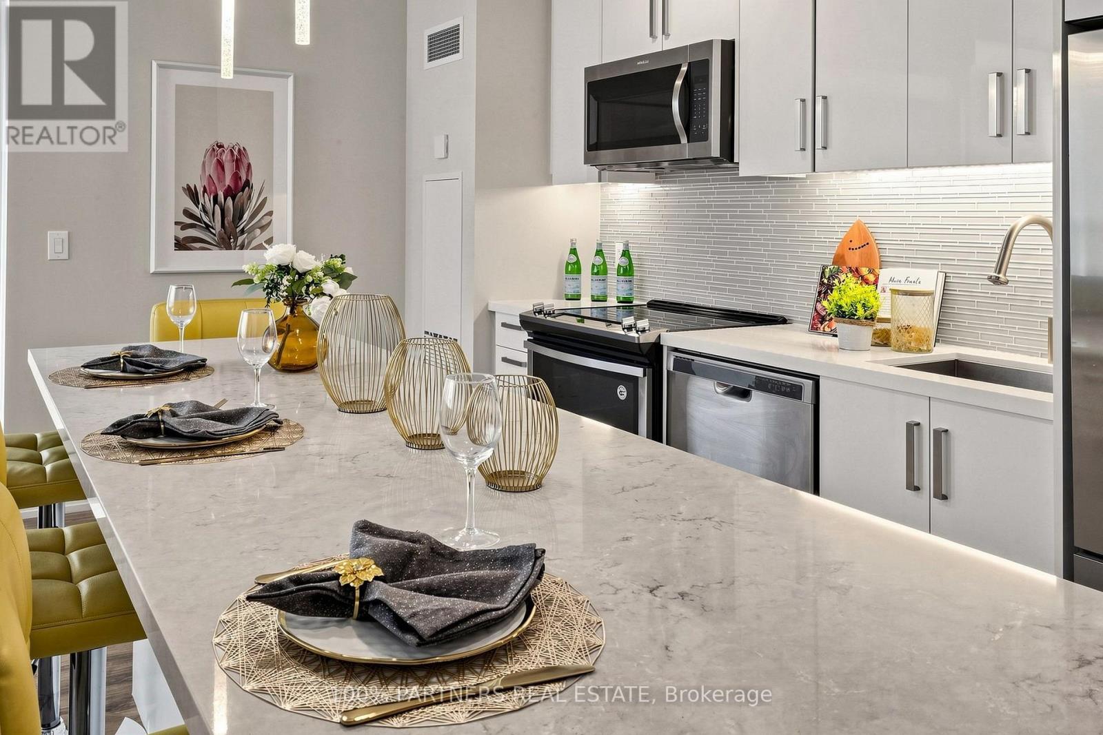 A106 - 241 Sea Ray Avenue Property Photo 11