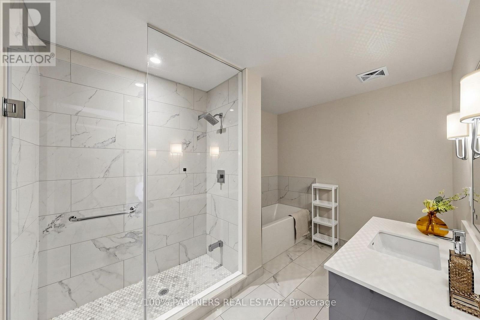 A106 - 241 Sea Ray Avenue Property Photo 16