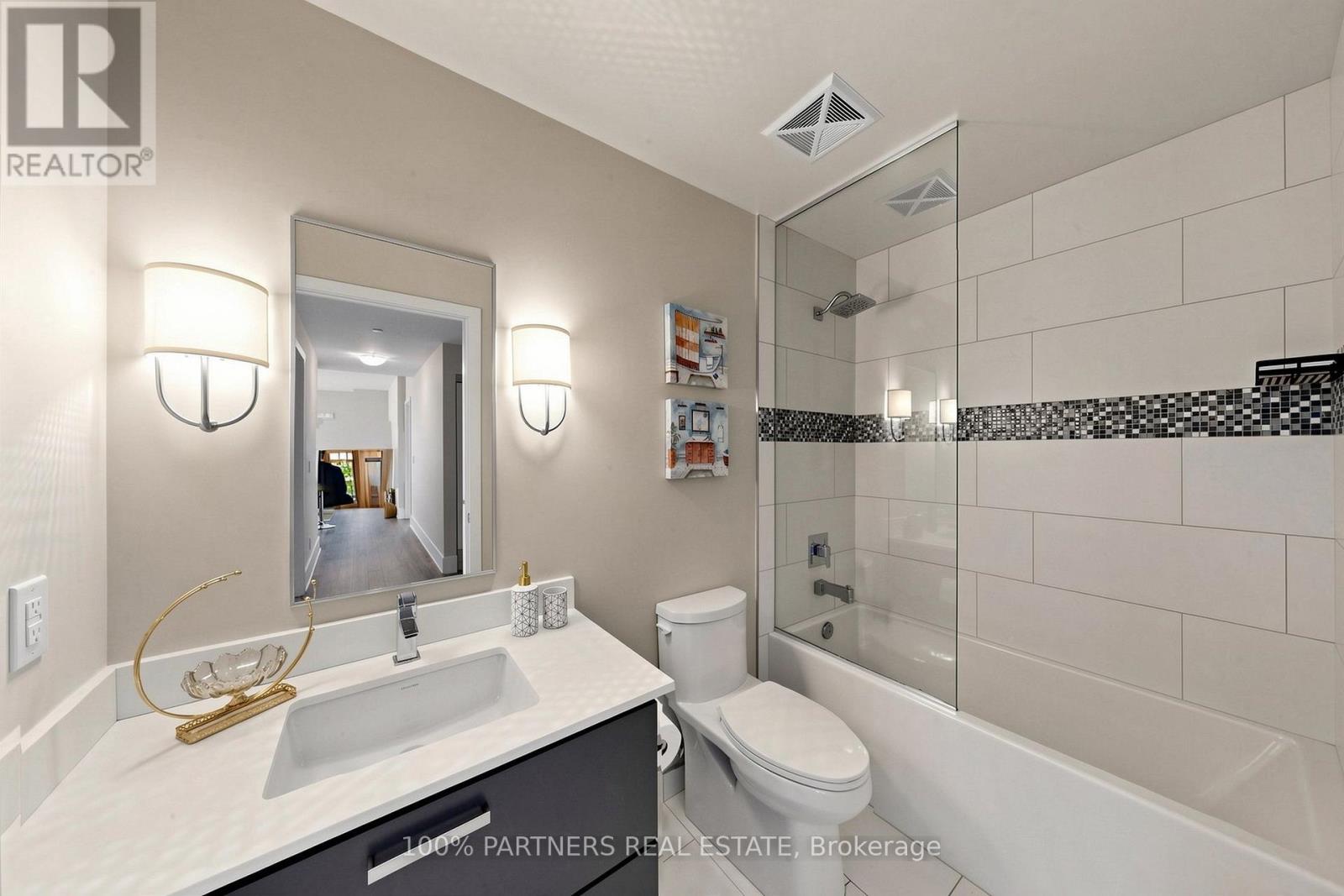 A106 - 241 Sea Ray Avenue Property Photo 21