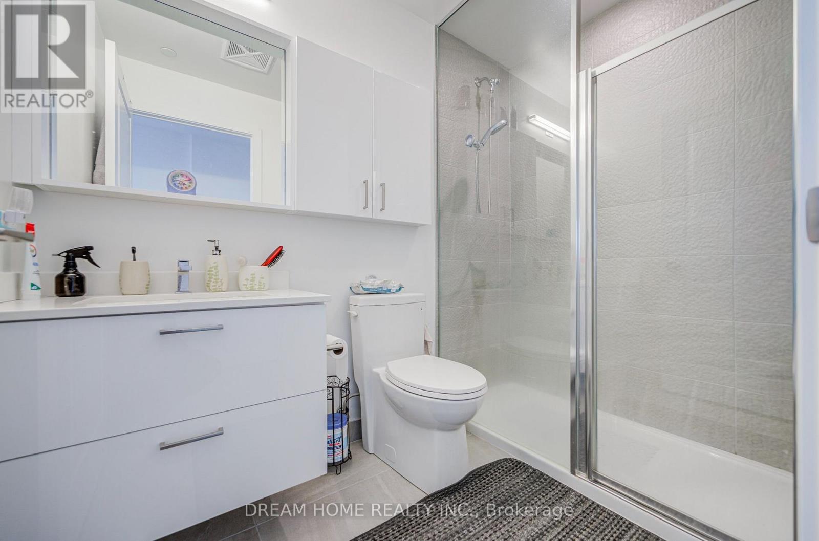 3407 - 30 Upper Mall Way Property Photo 15