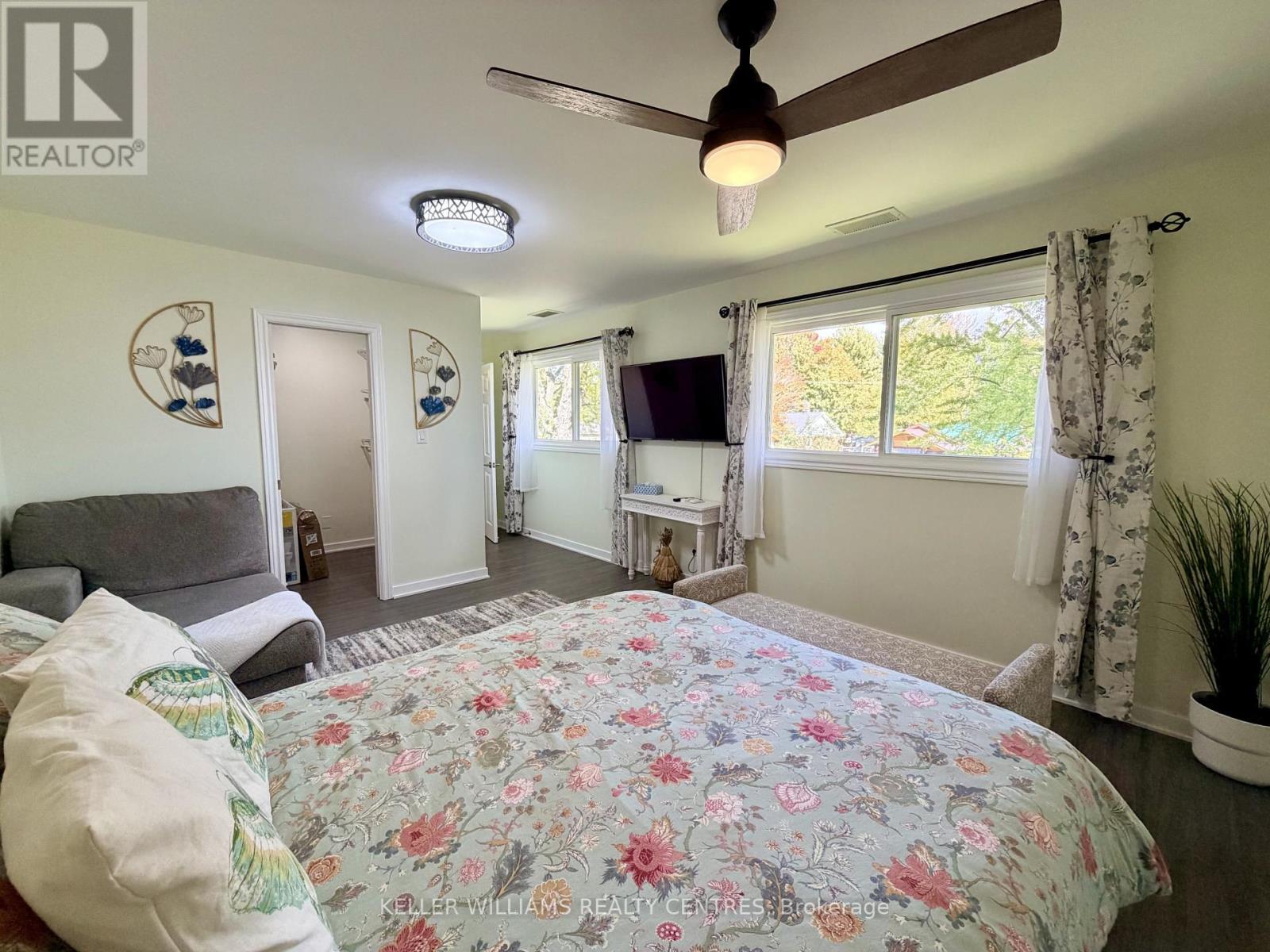 18 Bushey Avenue Property Photo 41
