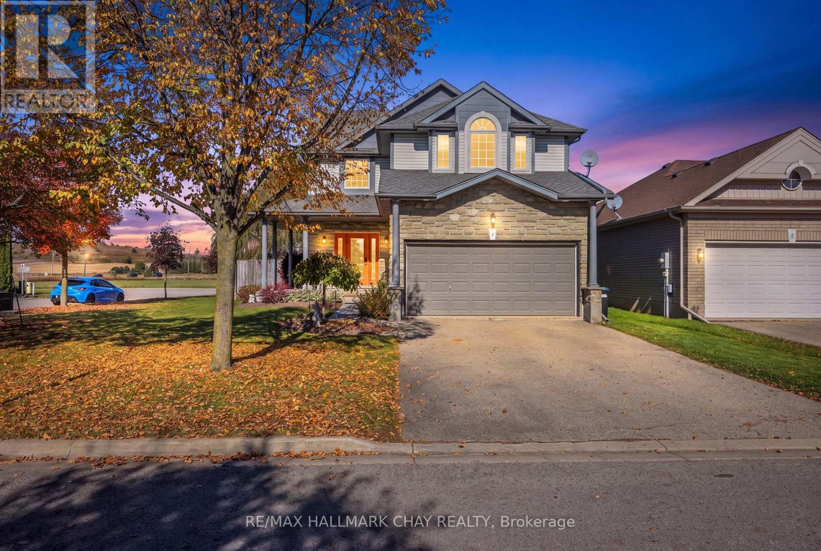 2 SHEPHARD AVENUE Property Photo 1