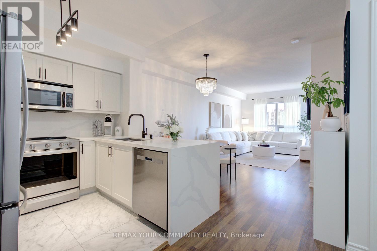 1502 - 9225 JANE STREET Property Photo 1