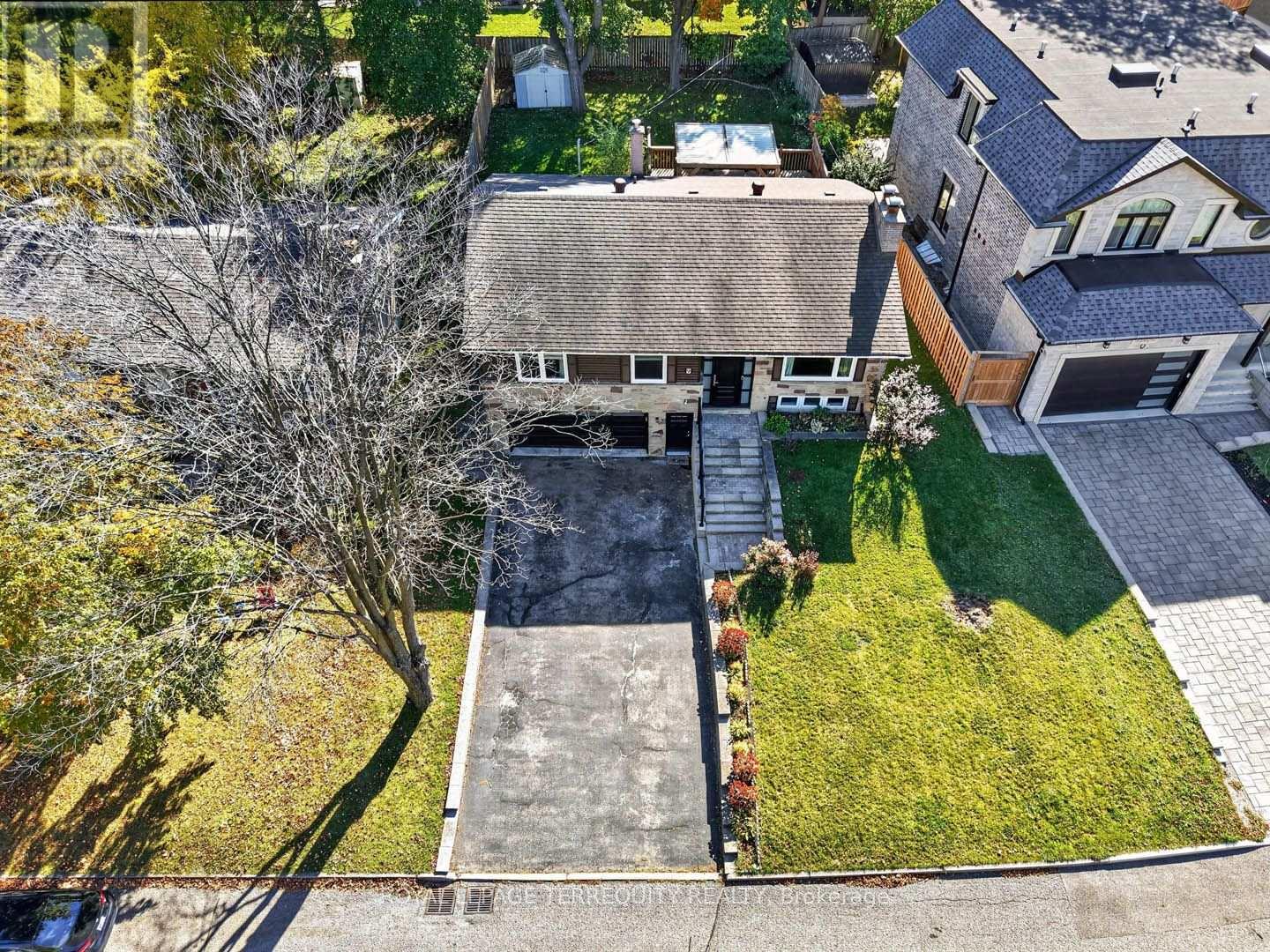 9 Brightbay Crescent Property Photo 2