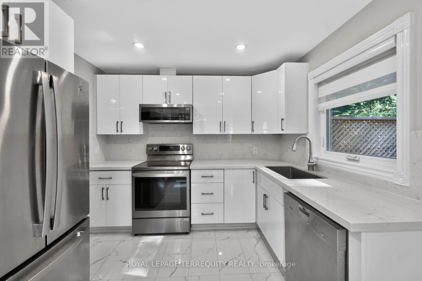 9 Brightbay Crescent Property Photo 9