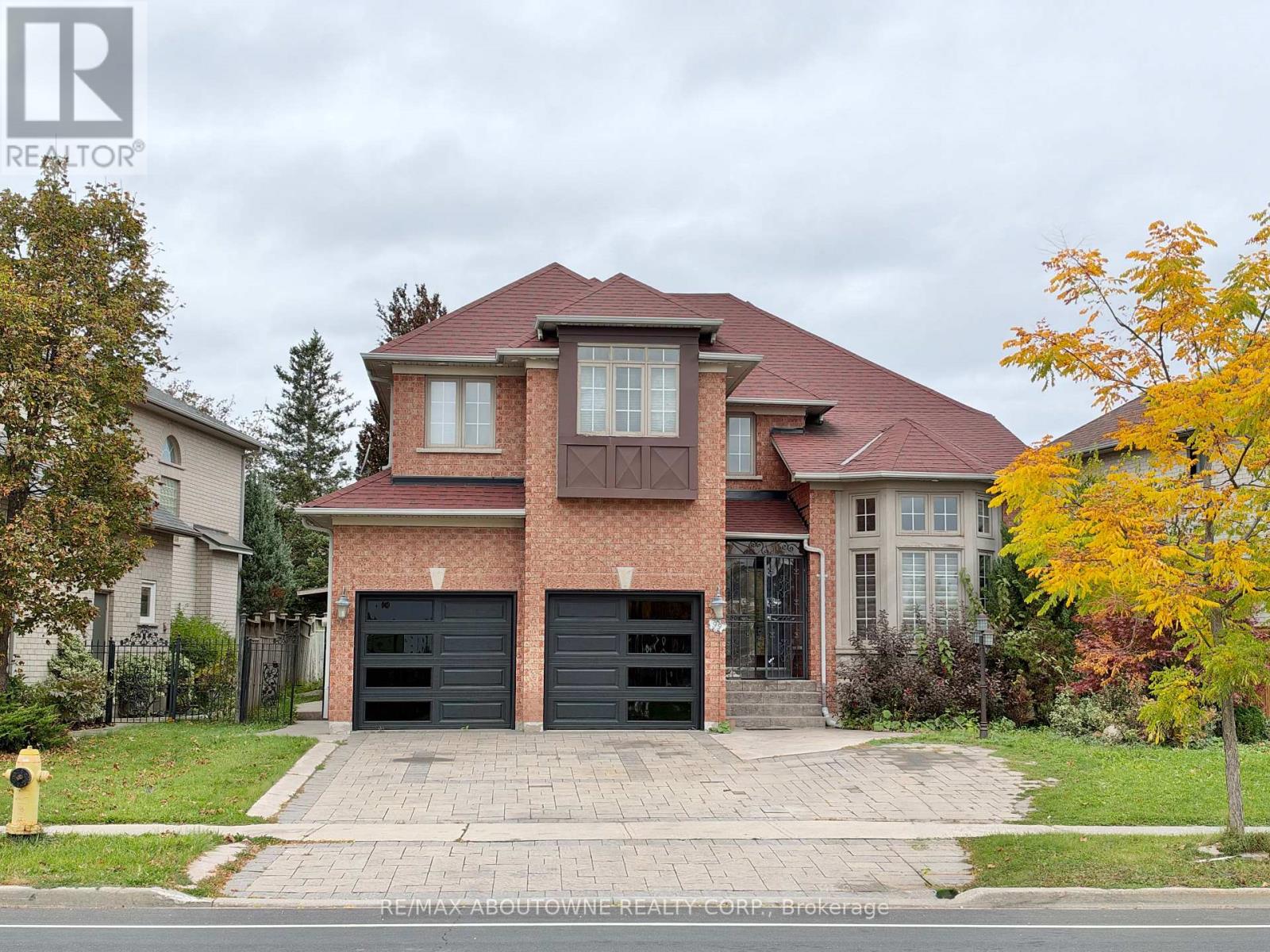 99 BOXWOOD CRESCENT Property Photo 1
