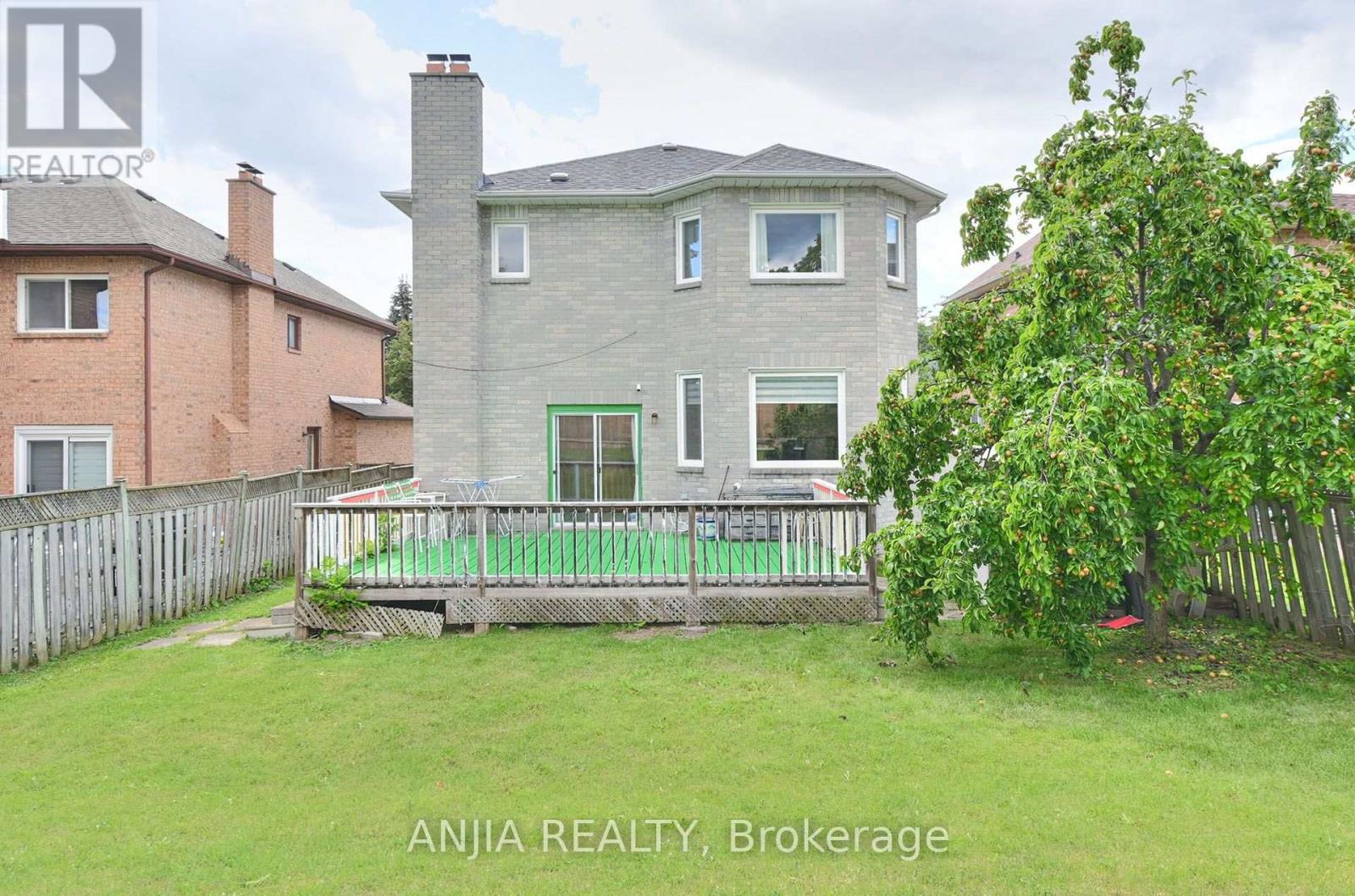 127 Tomlinson Circle Property Photo 29