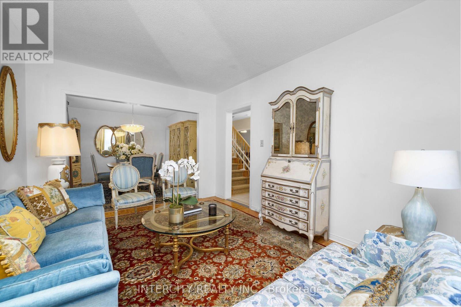 35 Avro Road Property Photo 8