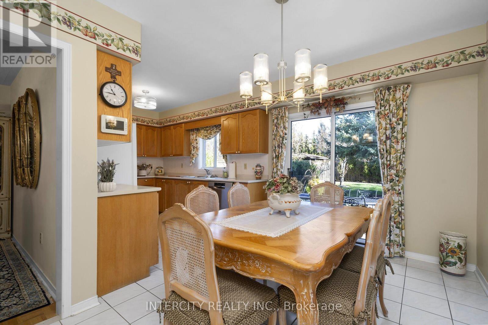 35 Avro Road Property Photo 11
