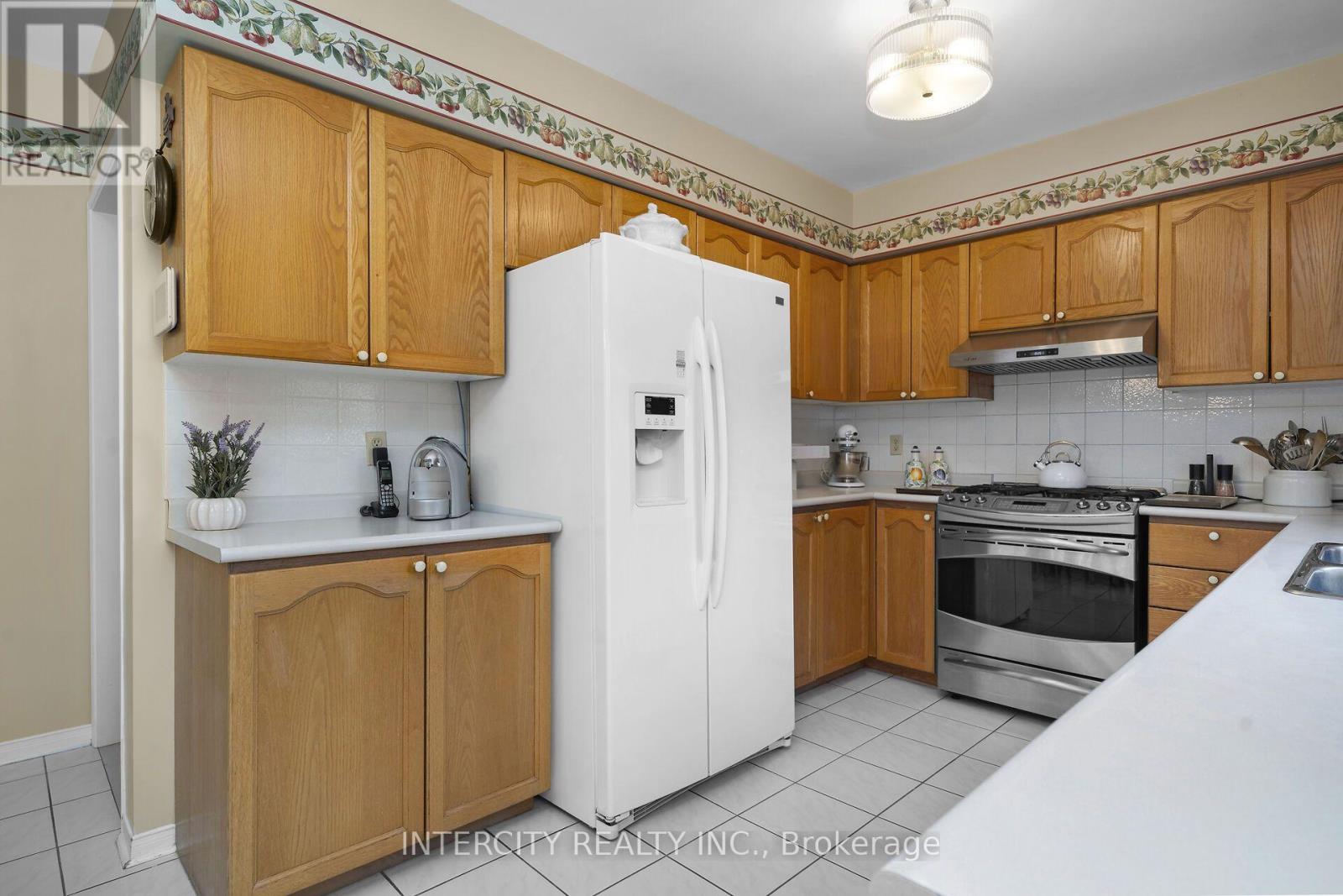 35 Avro Road Property Photo 14